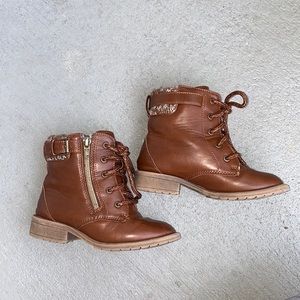 Gently used brown boots